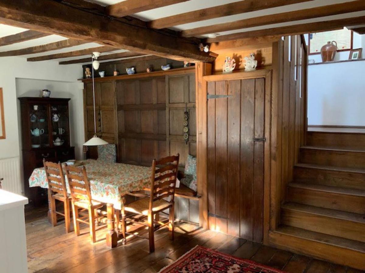Pass The Keys Magical Period House In The Heart Of Ludlow Exteriér fotografie